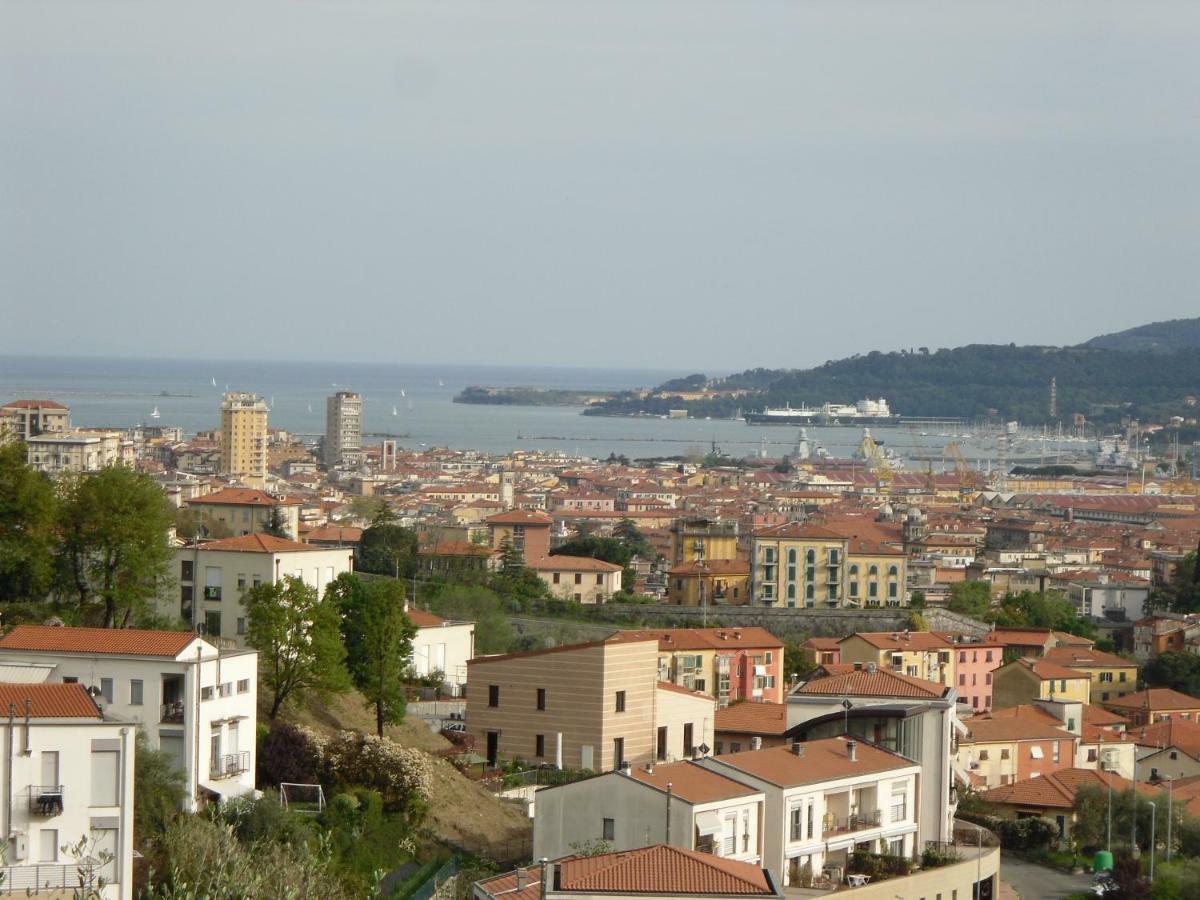 Apartment In The Green La Spezia Luaran gambar